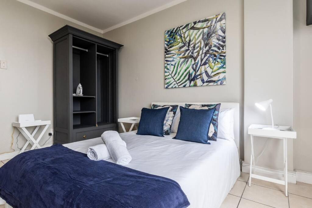 Kloof Street-heart Of The With Parking And Netflix * Le Cap